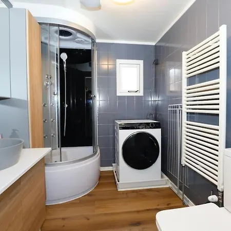 Happy Campers Chalet