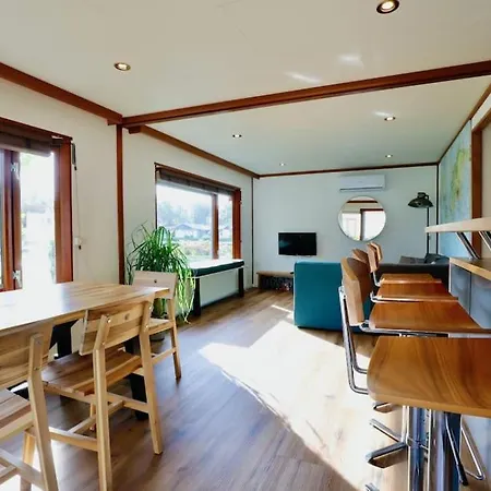 Happy Campers Шале Вортхёйзен